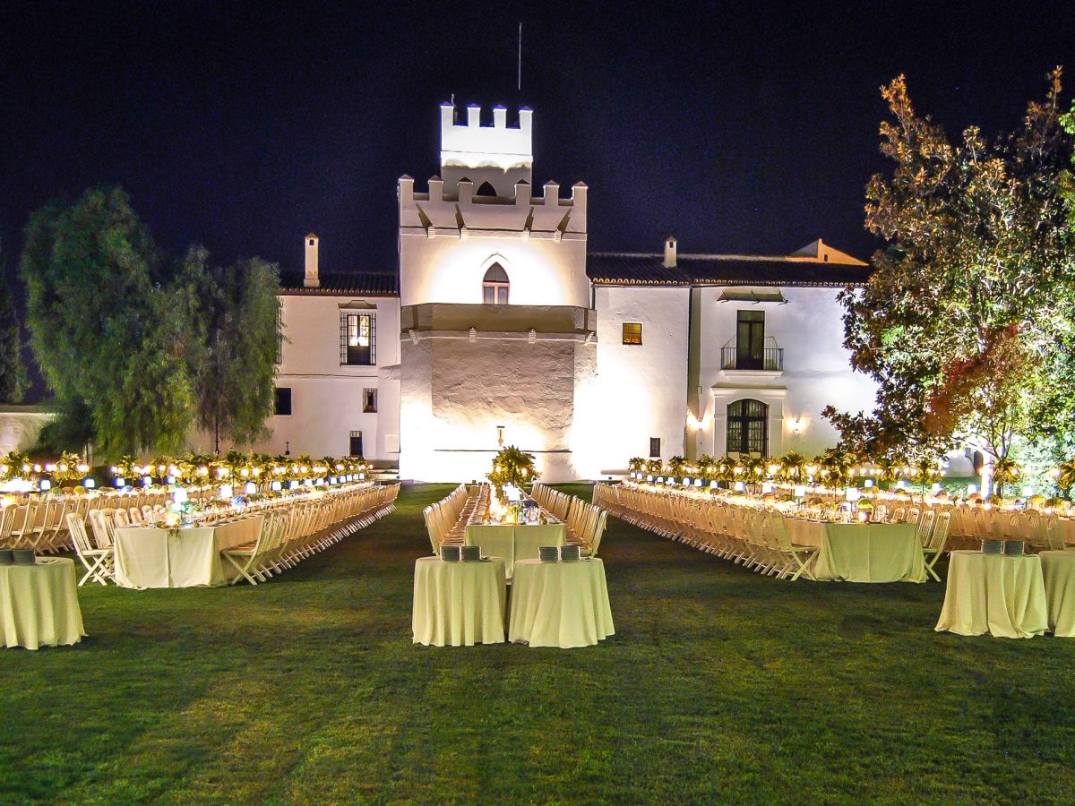 Celebra el catering de tu boda o congreso en un cortijo de Sevilla
